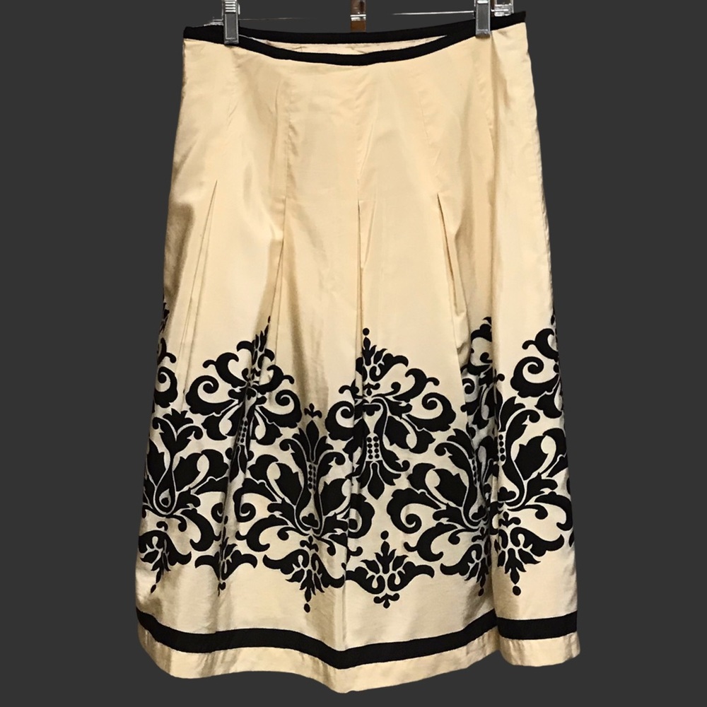 Haley & Kate Off-White & Black Silk Blend Skirt - 8